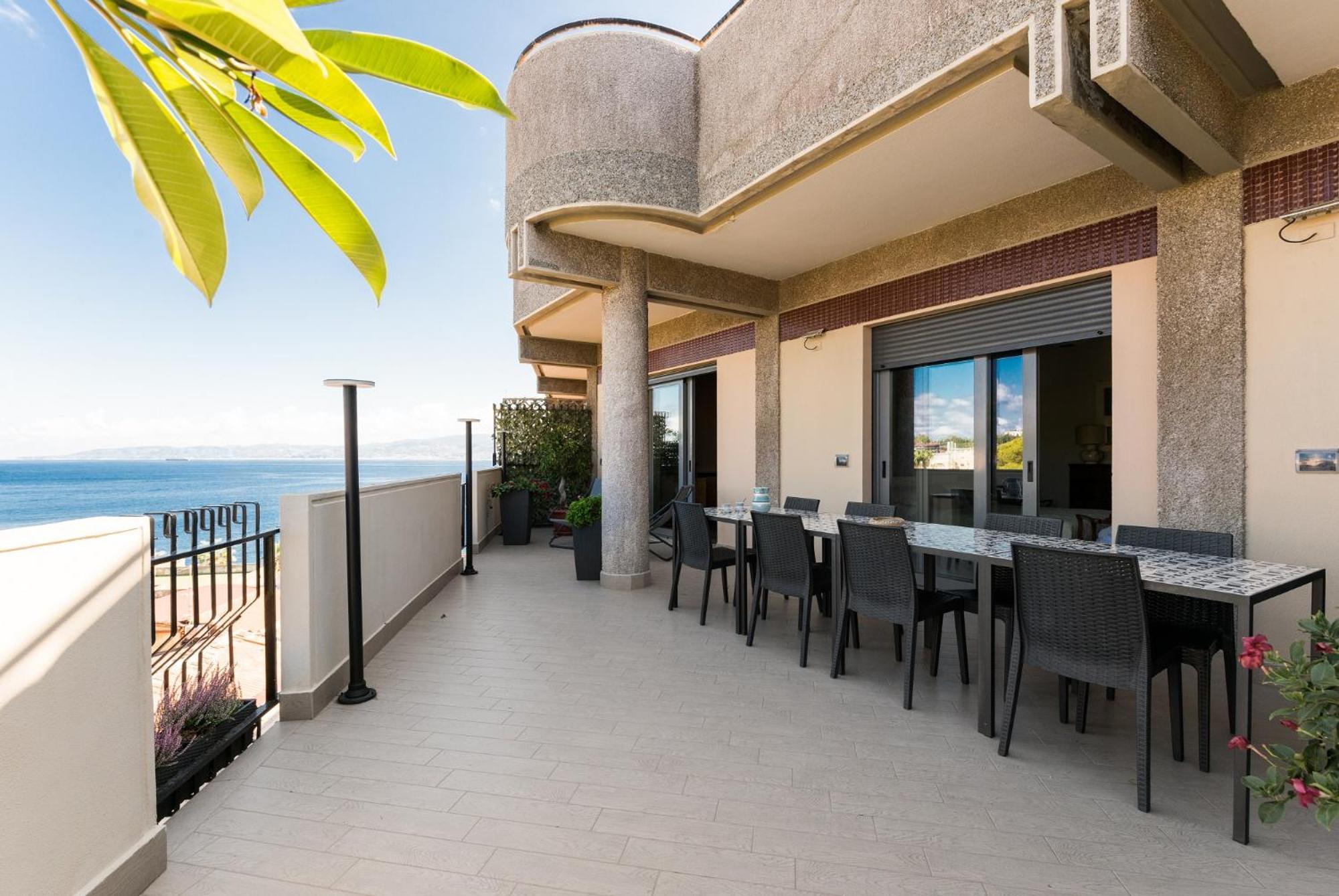 Attico Panoramico - Milazzo Centro Storico - 200 Mq Βίλα Εξωτερικό φωτογραφία